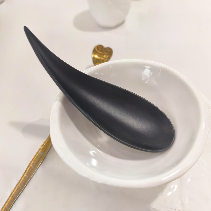 Home Cooking In Japanese - Colher de Sopa Oval com Acabamento